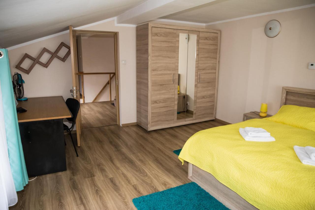 Apartament Beta Lejlighed Bistriţa Eksteriør billede