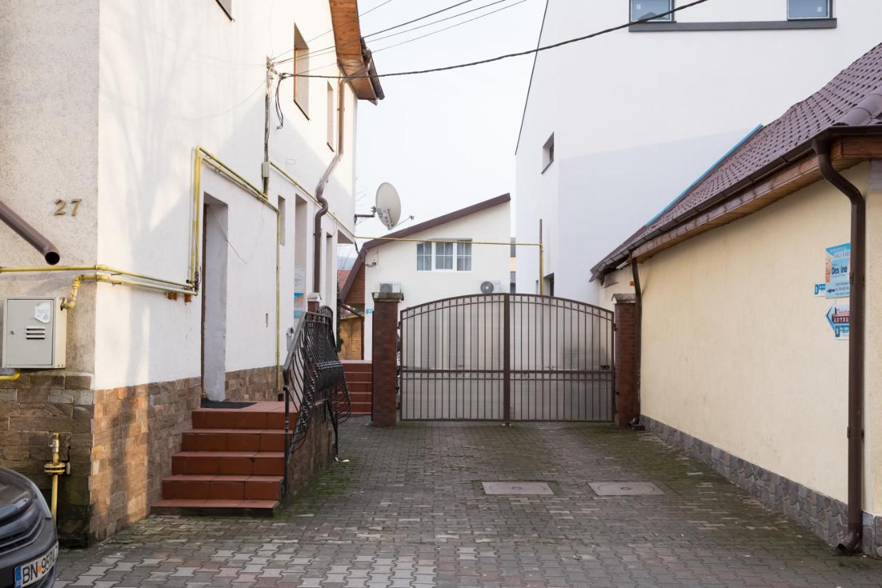 Apartament Beta Lejlighed Bistriţa Eksteriør billede